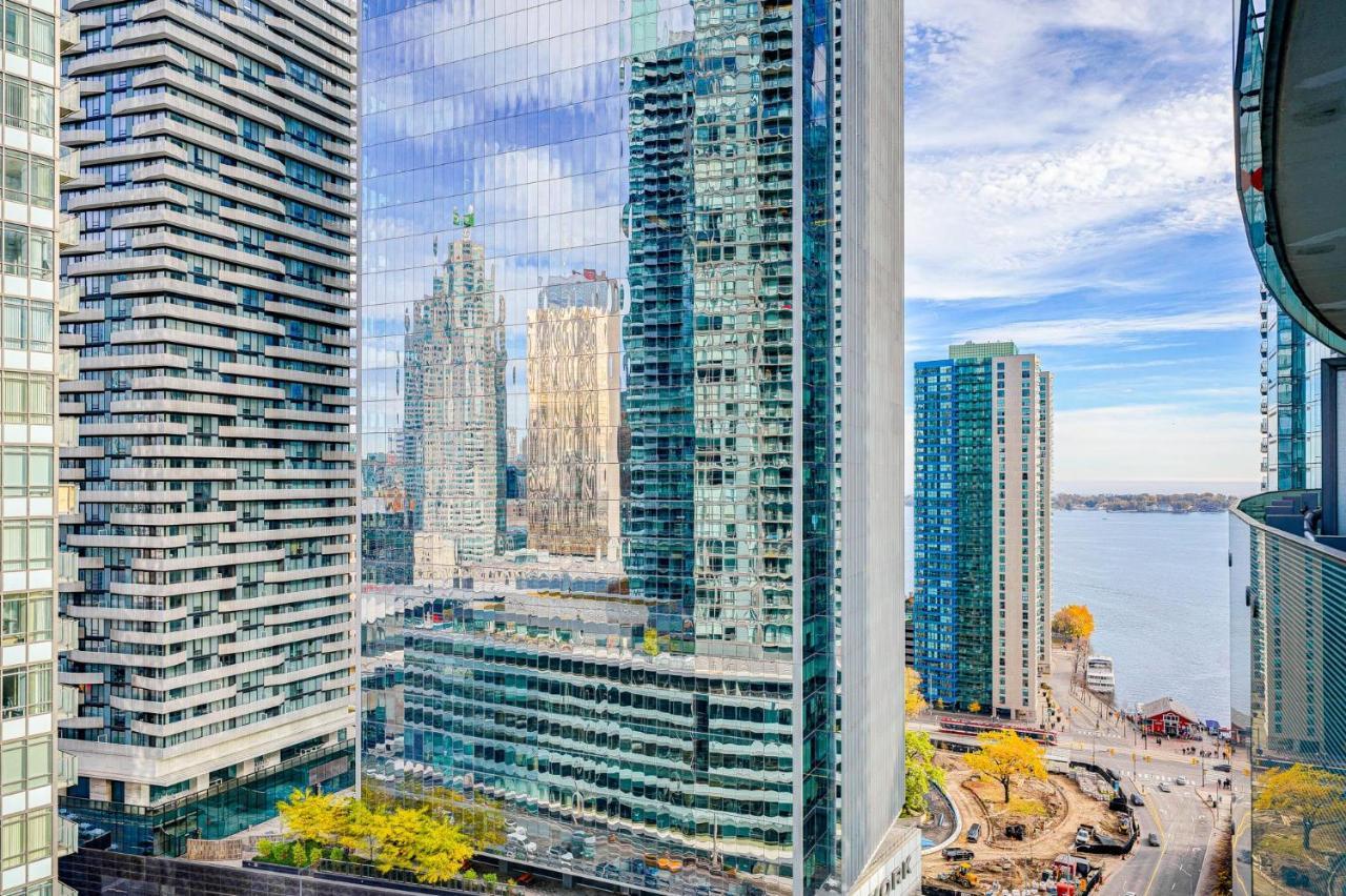 Signature Residence Торонто Екстериор снимка