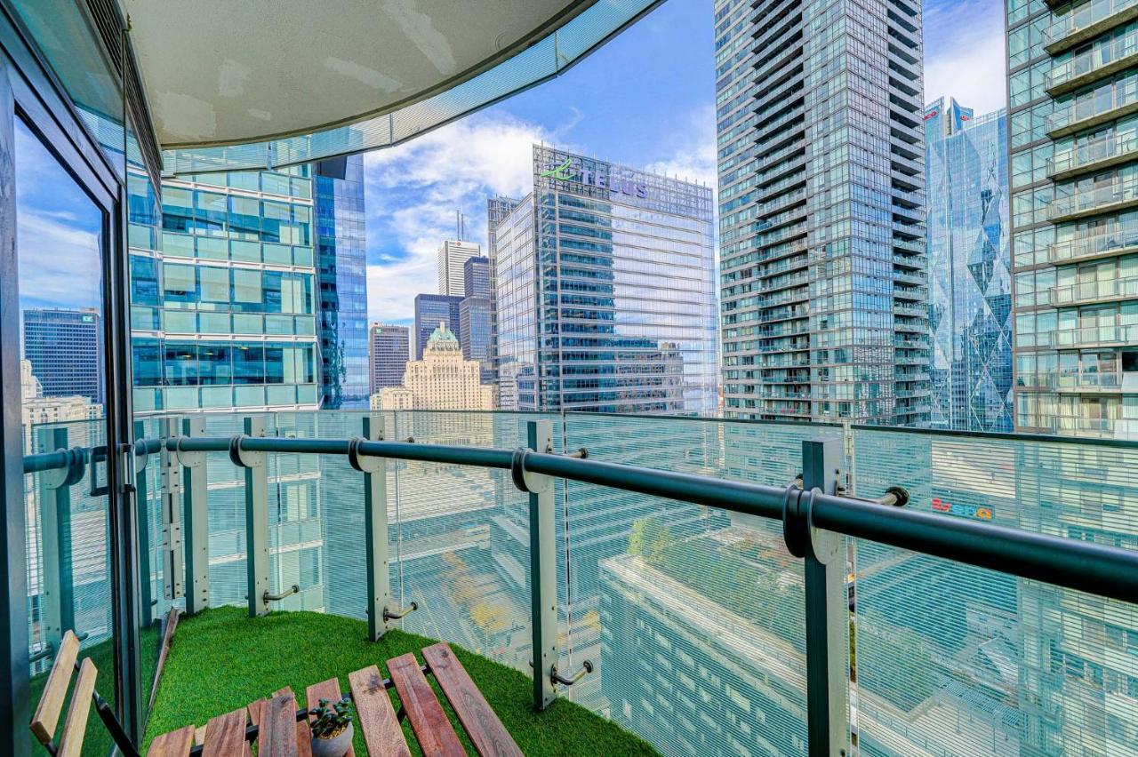 Signature Residence Торонто Екстериор снимка